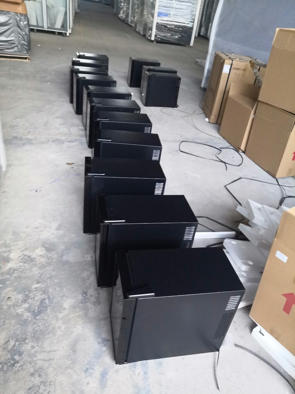 50W 220V Small Wine Cooler Refrigerator 12 Bottle For Hotel Car